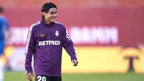 Current season & career stats available, including appearances, goals & transfer fees. La Liga : Un prodige de 15 ans au cœur d'une lutte entre ...