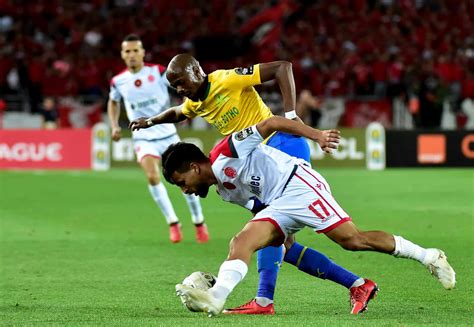 There are overall 16 teams that compete for the title every year between november and august. Mamelodi Sundowns News / Mamelodi Sundowns News Results ...