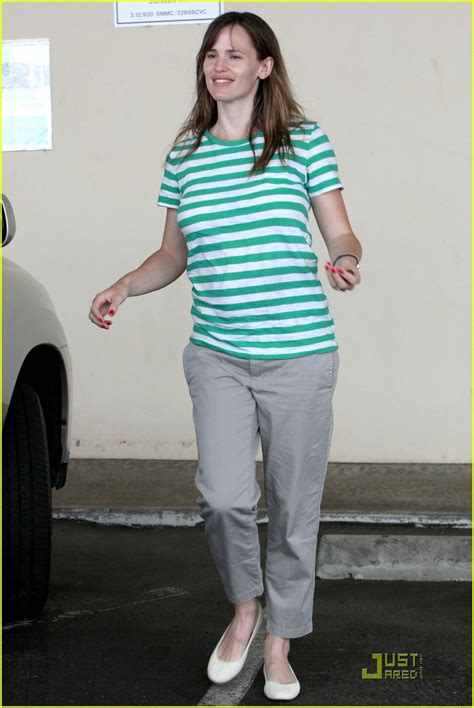 Photo Jennifer Garner Striped Shirt 07 Photo 2026501 Just Jared