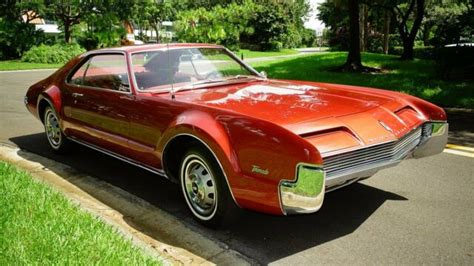1966 Oldsmobile Toronado First Gm Front Wheel Drive Very Collectible
