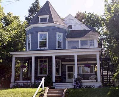 Matching exterior paint color schemes to your roof. Singing the blues | Choosing Exterior Colors | This Old House