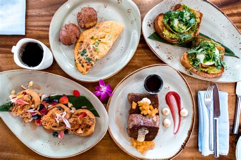 10 BEST PLACES TO EAT IN KAUAI – WANDERLUSTYLE – Hawaii Travel