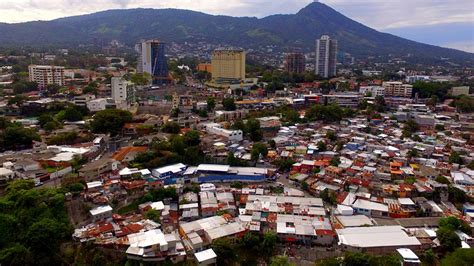 Destination el salvador facts, geography, travel. Powerful 6.6 Magnitude Earthquake Strikes El Salvador ...