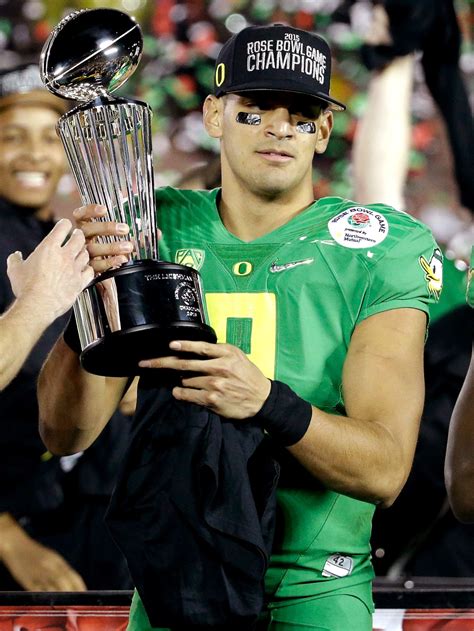 Meet The Qb Who Started Over Marcus Mariota In High School