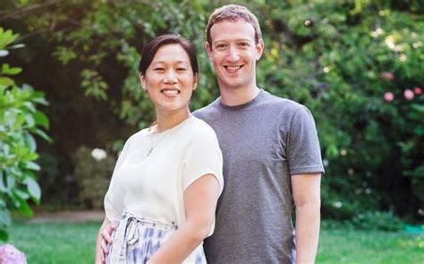 Mark Zuckerberg And His Wife Are Expecting First Child The Times Of