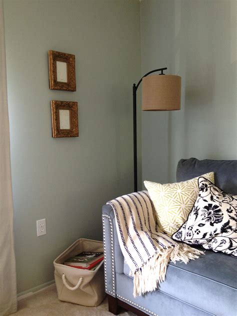 Like many other colors, sea salt is a chameleon color, which means it will look different in each room and lighting setting as different undertones are shown. Comfort Gray by Sherwin Williams Master bedroom | Green ...