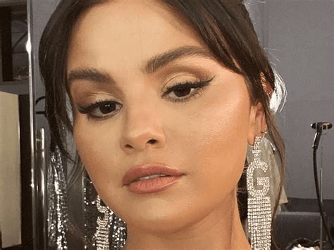 Selena Gomez Just Debuted Her Own Take On The Lip Gloss Nails Trend