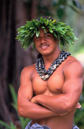 Polynesian Man Hawaii More Tahiti French Polynesia Polynesian Men
