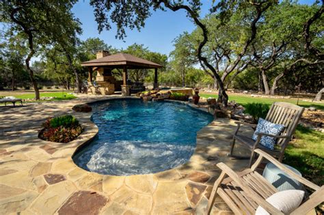 New Braunfels Pool And Cabana Traditional Pool Austin By