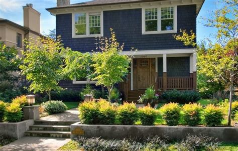 10 Ways To Landscape For Maximum Curb Appeal Porch Advice