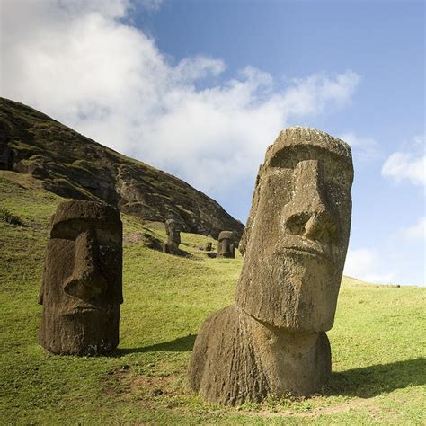 Early settlers called the island te pito o te henua (the navel of the world). Rapa Nui / Easter Island | BUCKET LIST... | Pinterest