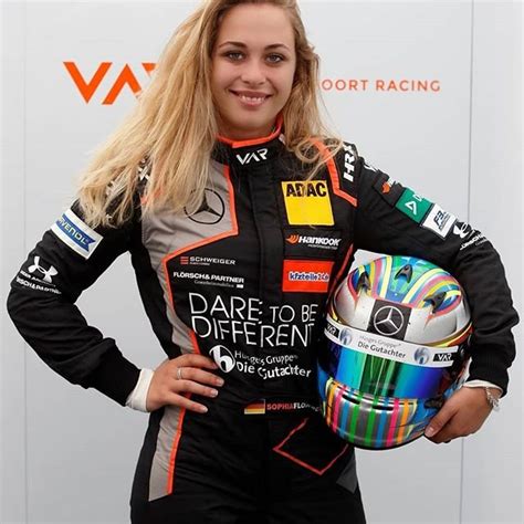 Sophia Floersch 2018 F3 Macau Gp Crash Survivor Wins The Laureus World