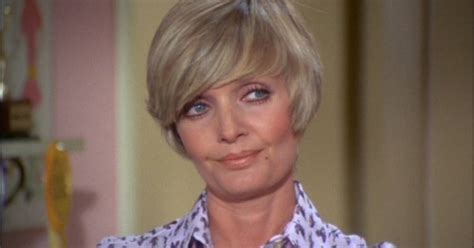 The Brady Bunch Star Florence Henderson Dies At Age 82 Georgia