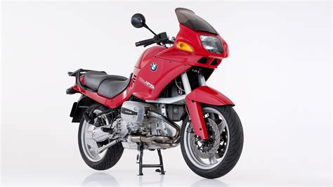 Also pay attention to the other series of the motorcycle, for example, 1996. BMW R1100RS 1993 | Motor