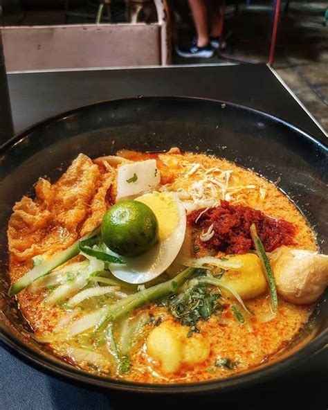 Voted The Best Bowl Of Laksa In All Of Kuala Lumpur Limapulo Baba Can