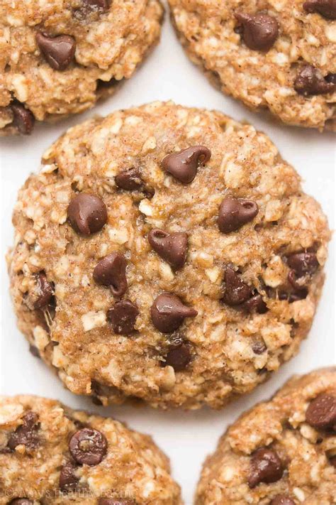 This means they soften faster, which keeps your ultimate healthy oatmeal. Healthy Chocolate Chip Banana Oatmeal Breakfast Cookies ...