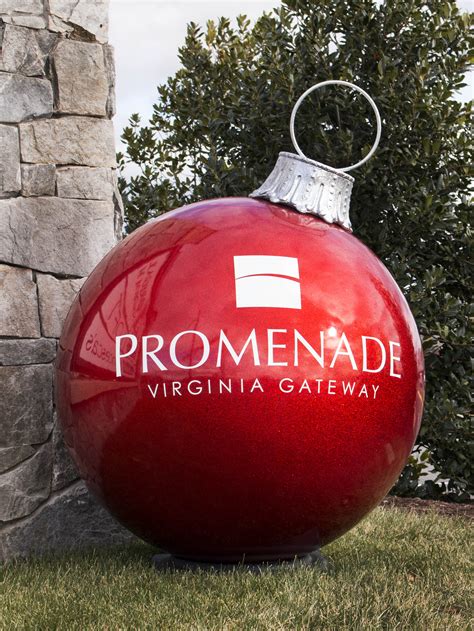 Christmas Display Props - Fiberglass Holiday Displays