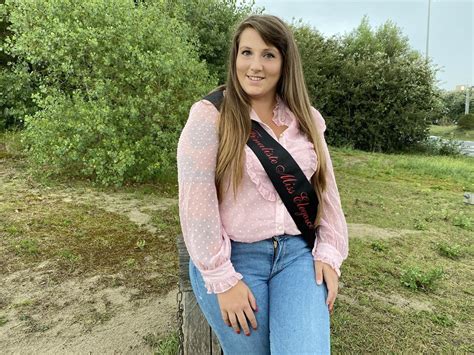 Gregoire has 13 jobs listed on their profile. Nele Boey is finaliste voor Miss Elegance 2020: "Voorbeeld ...