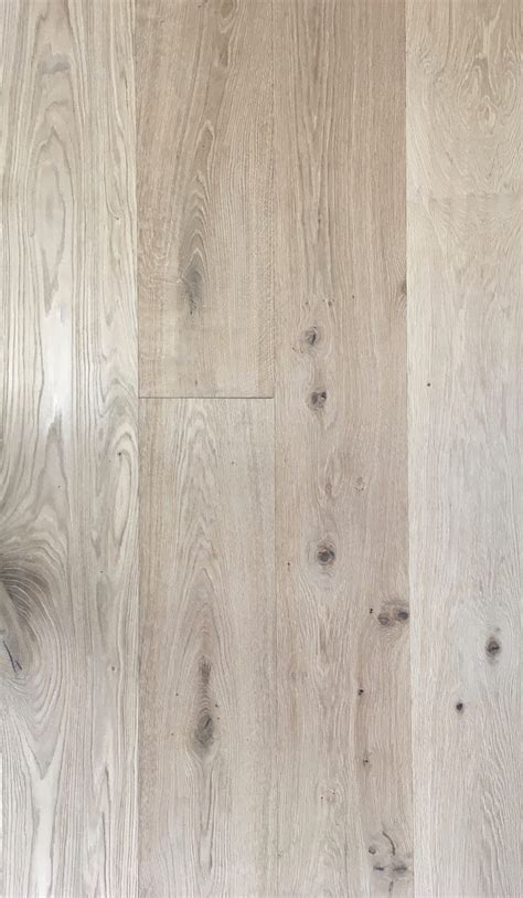 Textured, Unfinished Oak 15/4 x 220 x 2200 mm pack size 2.28m2 price ...