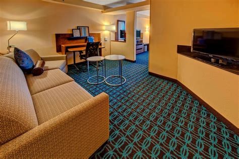 Hotel Suites Near Universal Studios Orlando Fairfield Inn And Suites
