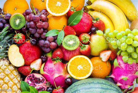 Frutas Frescas Una Variedad De Frutas Colorida Limpiar Comida Fondo De