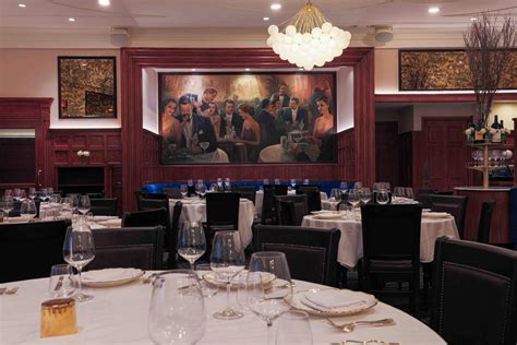 Nycs Iconic Restaurant Delmonicos Reopening In September With New