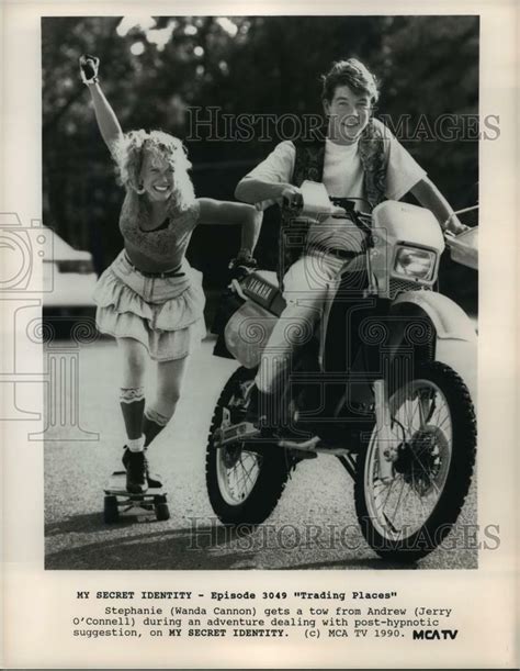 1990 Press Photo Wanda Cannon And Jerry Oconnell Star In My Secret Identity Ebay