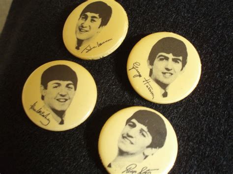 Vintage Original Beatles Pinsbadges Set From 1964 Etsy