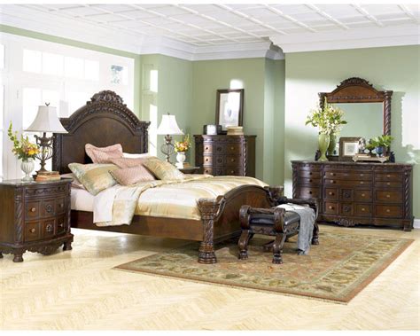 Bedroom Furniture Discounts: ASHLEY NORTH SHORE 6 Piece ...