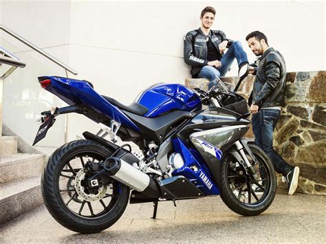 Yamaha yzf r125 top speed here is a short video of the top speed of my yzf r125 just to clear up all the myths on the internet hope. 2014 Yamaha YZF-R125 Debuts for Europe - Asphalt & Rubber