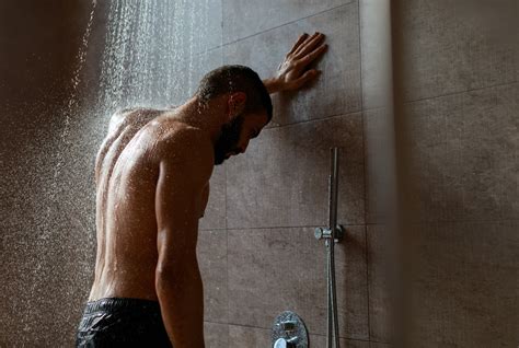 The Surprising Benefits Of Cold Showers In The Game