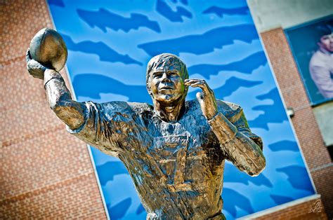 Auburn University Pat Sullivan Heisman Trophy Statue Flickr