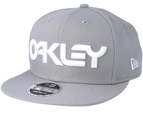 Mark Ii Novelty Stone Gray Snapback Oakley Caps Uk