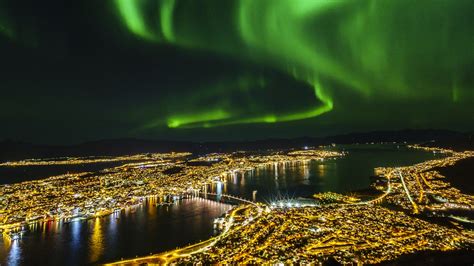Norway Northern Lights Tour Tromso Shelly Lighting