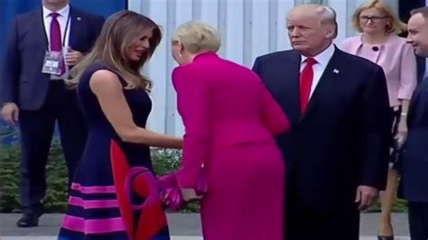 donald trump handshake rejected by polish first lady in the world youtube