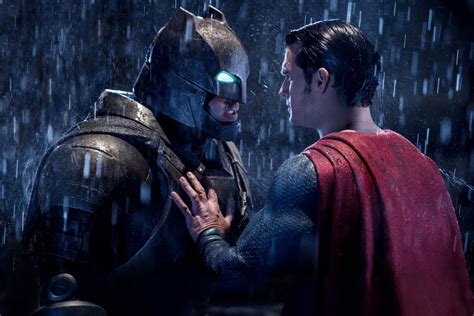 Crítica Batman vs Superman A Origem da Justiça Edição Definitiva