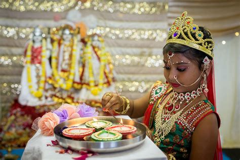 Let's look at different festivals celebrated in india.happy diwali from india matters.subscribe us: Diwali 2017 Photos: Indian Festival Of Lights Celebrated All Over The World