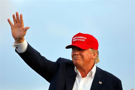 Donald Trump Slammed By Twitter For Green “make America Great Again” Hats With Four Leaf Clovers
