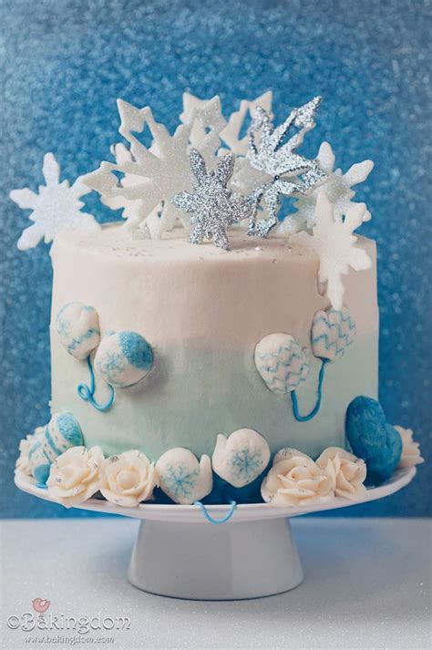 Tons of amazing birthday cakes that anyone can make! Winter Wonderland Cake - Amazing Cake Ideas
