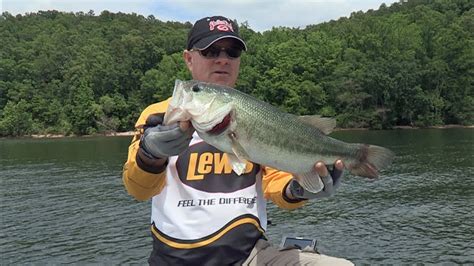 Come fish lake guntersville or pickwick with captain ryan salzman. SNEAK PEEK PREVIEW #28 - 2014 Pickwick Lake, Alabama Bass ...