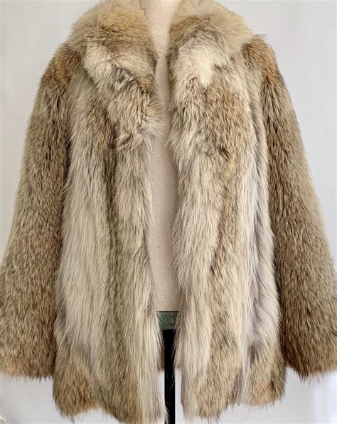 Luxurious Coyote Fur Coat Vintage Freeman Furs Women S Winter Jacket Beige Brown Fur Aspen Apres