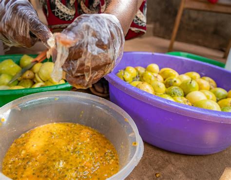 Freshly Squeezed Business Idea Brings Nutrients For Malawian Mothers