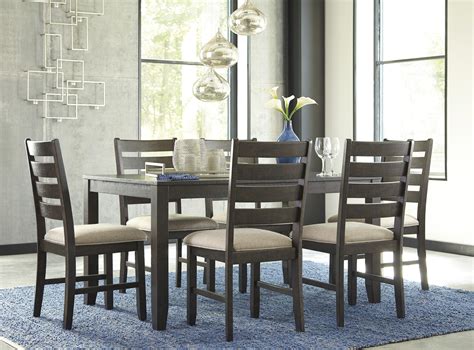 rokane casual  pc dining table set   chairs