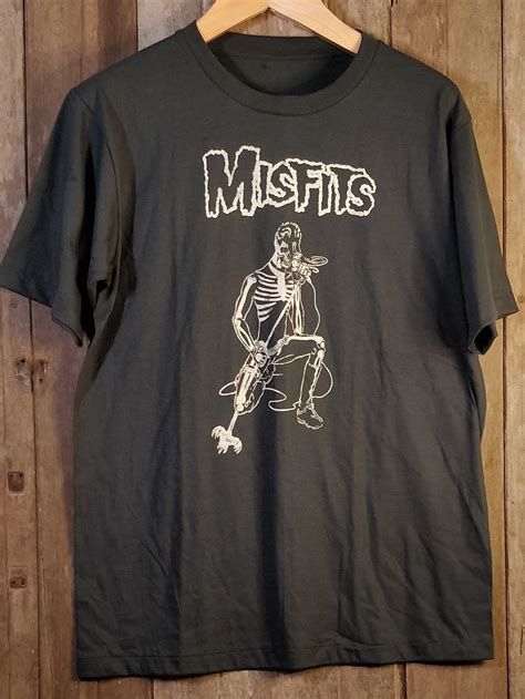 Misfits 100 Cotton New Vintage Band T Shirt Vintage Band T Shirts