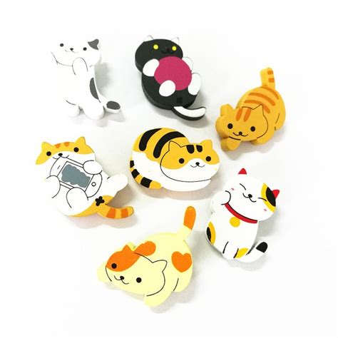 Timlee X135 Cartoon Cute Fortune Cat Kitty Wood Brooch Pins Safety Pins