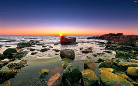 Kamienie Słońca Morze Zachód