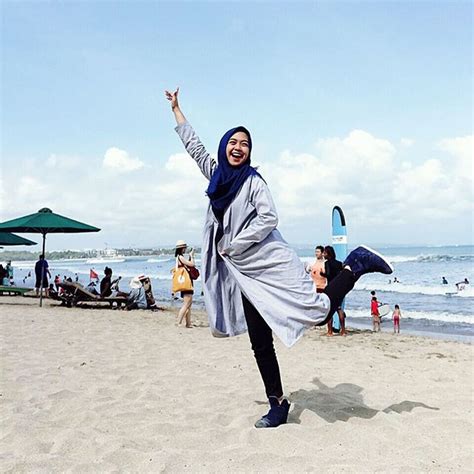 Check spelling or type a new query. Buatmu Yang Berhijab, 12 Inspirasi Gaya Ria Ricis Ini Bisa ...