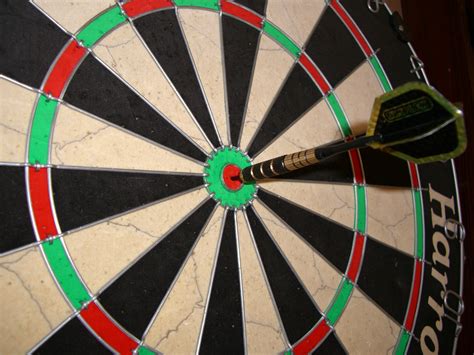 Fileharrows Bristle Board Bullseye Wikimedia Commons