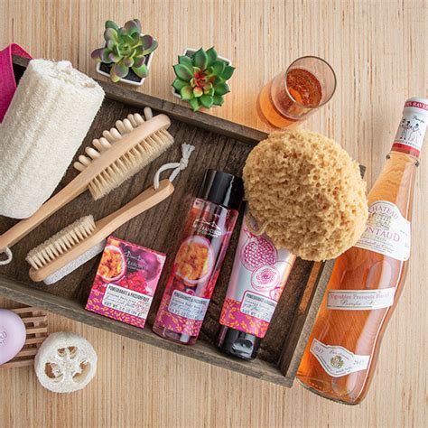 Spa gifts aromatherapy gifts zen & relaxation. Happy Mother's Day: Wine & Spa Gift Basket - Gift Baskets ...