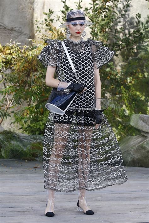 Chanel Ready To Wear Fashion Show Collection Spring Summer